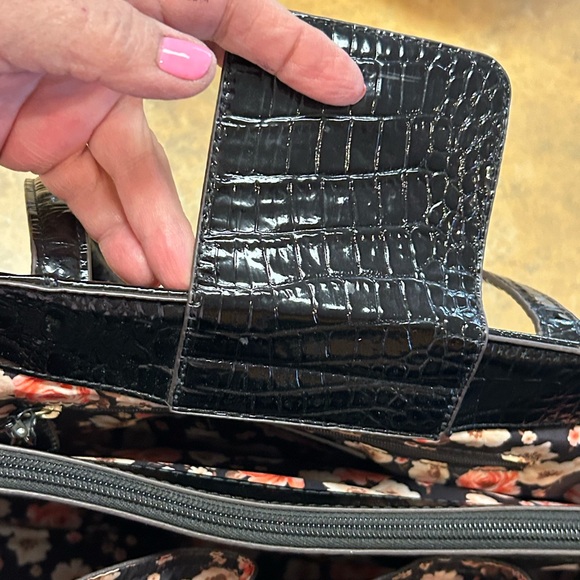 Vintage Anne Klein Black Crocodile-Embossed Tote - Picture 15 of 16